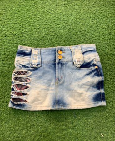 Jeans-Minirock mit Used-Effekten und Karoeinsätzen