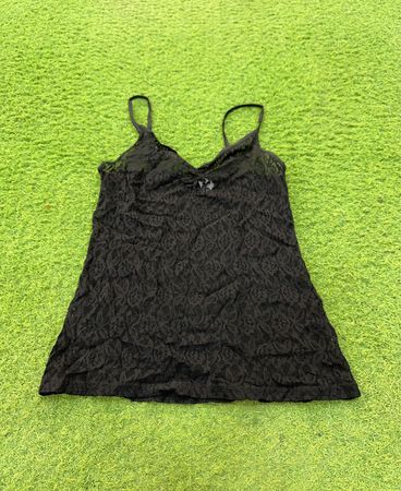 Schwarze Spitzen-Camisole