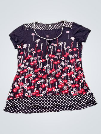 Damen-Oberteil mit Blumenmuster und Polka-Dot-Akzenten