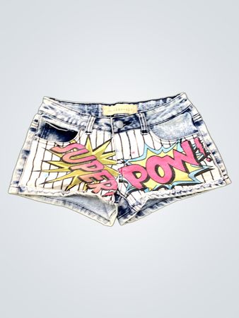 DIE klas-siche Super Pow Denim-Shorts