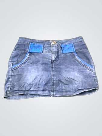Blauer Jeansrock mit blauen Akzenten