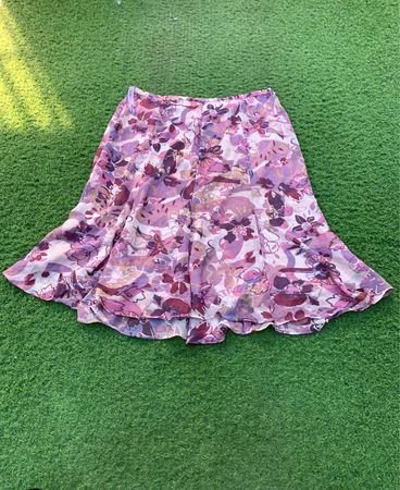 Jones Wear Floral Print Midi Skirt