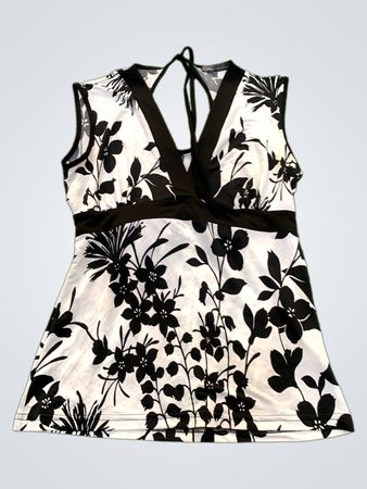 Cassis Collection Black and White Floral Sleeveless Top