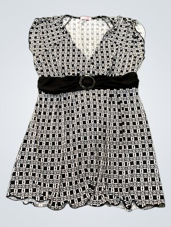 Voll? Black and White Patterned Dress with Belt