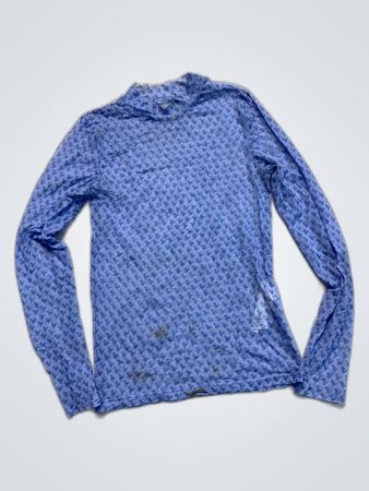 Blusa de manga larga de malla transparente