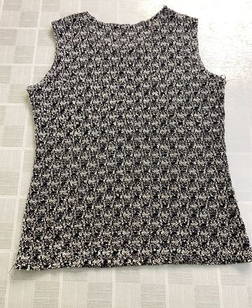 Black and White Sleeveless Top