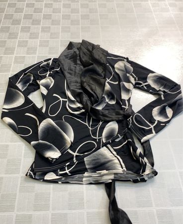 L'Original Paris Floral Long Sleeve Top
