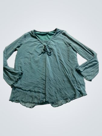 Green Long-Sleeve Blouse