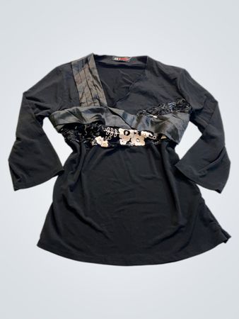 AN II VITO Black Long-Sleeve Top