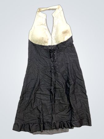 Robe dos nu noire et blanche