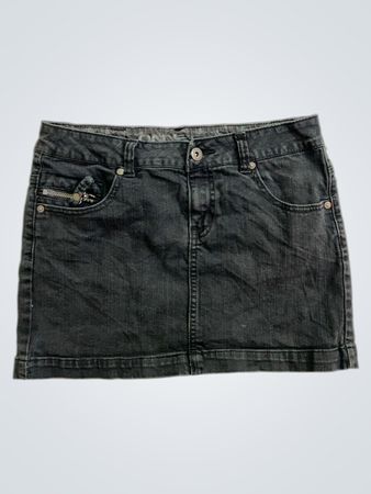 Nur Denimrock