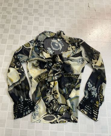 Transparente Bluse mit schwarz-weiß-gelbem Muster