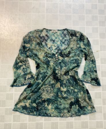 Per Una Blue Floral Print Mesh V-Ausschnitt Glockenärmel-Oberteil
