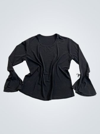 Schwarzes Langarmshirt