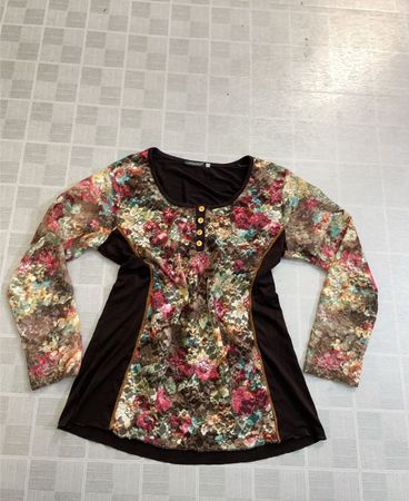 ZENSIERT Langarm-Spitzenoberteil mit Blumenmuster