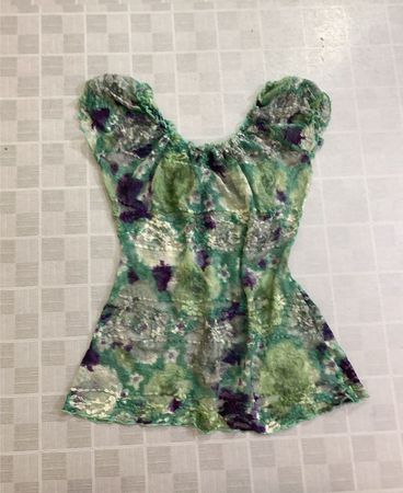Transparente Bluse mit Blumenmuster