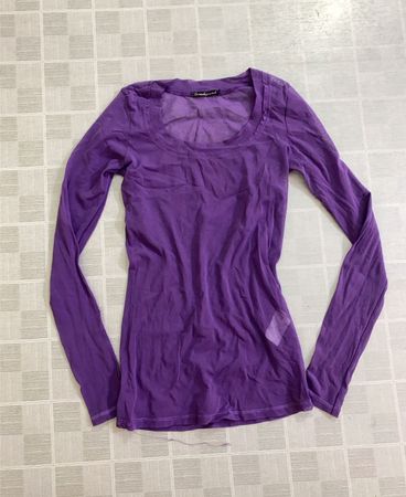 La modest à vous Purple Langarmshirt
