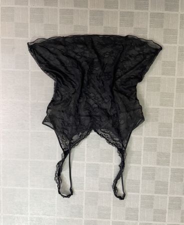 Schwarzes Spitzen-Camisole