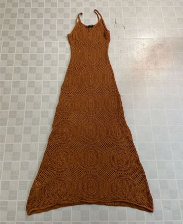 MNG Häkel-Maxikleid