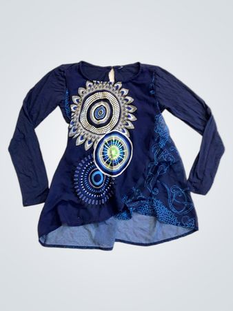 Blaues Langarmshirt mit Grafikprint