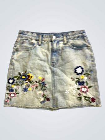 Stradivarius bestickter Jeansminirock