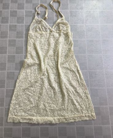 Spitzen-Slipkleid