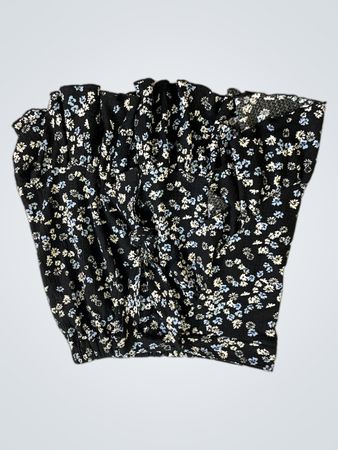 Schwarzer Rock mit Blumenmuster und Smocking