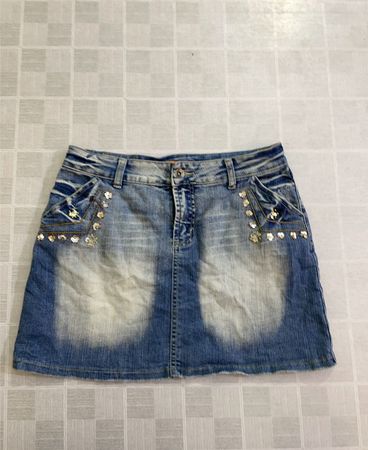 Versuchen wir den Jeans-Denim-Rock