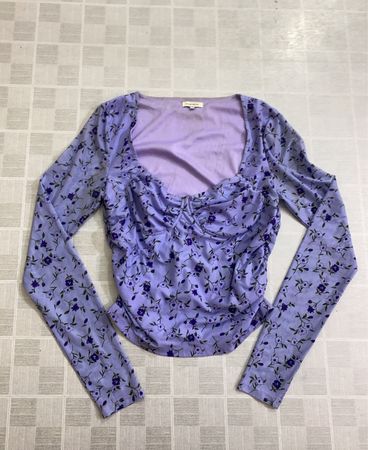 BUBBLEROOM Purple Floral Print gerafftes Langarmoberteil