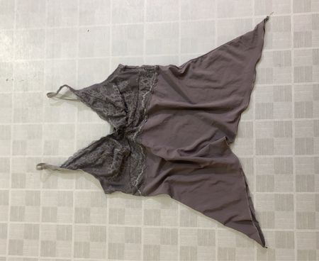 Grau Spitzenbesatz-Camisole