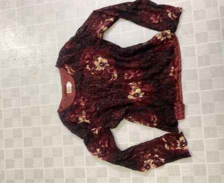 Paz Torras Damen Langarm-Spitzenoberteil mit Blumenmuster Größe 46