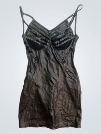 Schwarzes Mini-Kleid mit Reißverschluss-Detail