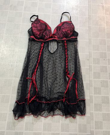 Sexkiss Black & Red Spitzen-Babydoll-Wäsche