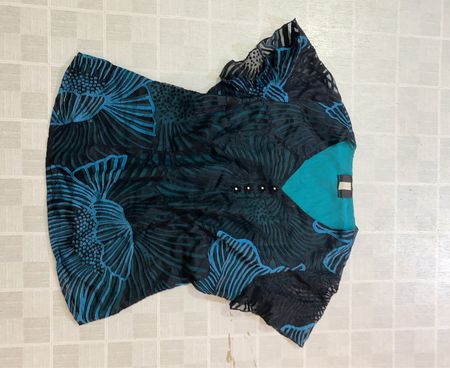GODSKE CLASSIC Blau-schwarzes Oberteil mit Blumenmuster