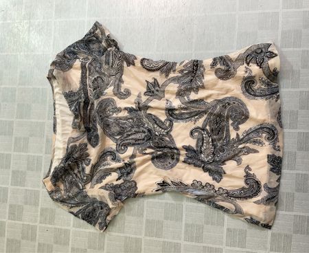 Top in chiffon con stampa paisley