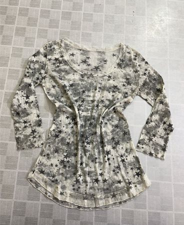 Long Sleeve Star Print Top