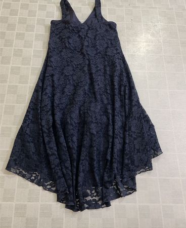 EN FOCUS STUDIO Abito in pizzo color navy