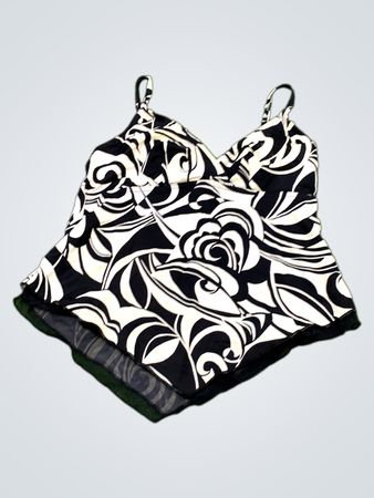 Black and White Floral Pattern Tank Top
