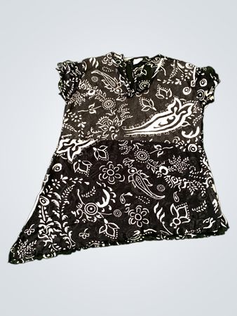 X-Mail Black and White Floral Print Tunic Top