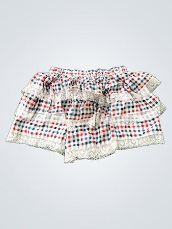 Gestufte Gingham-Shorts mit Spitzenbesatz