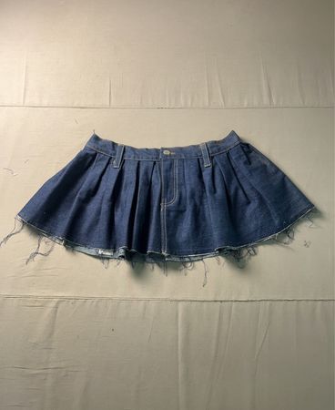 Jeansrock mit Größenetikett