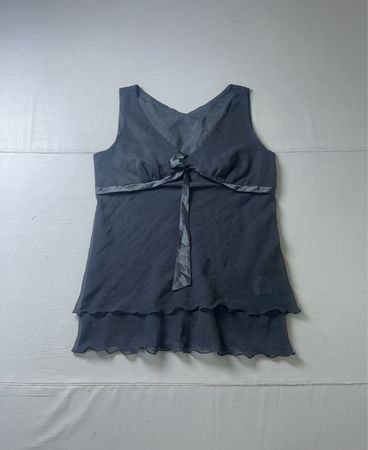 Black sleeveless tiered cami top with ribbon detail