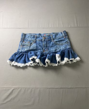 LOINGYU Ruffle Denim Rock
