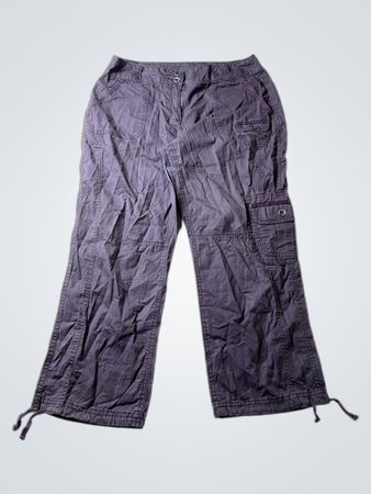 Camaleu Women's Cargo Capris