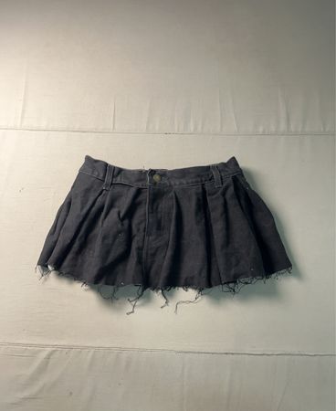 Upcycled RAAD DENIMWEAR Schwarzer Ripp-Denim-Miniröcke