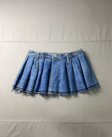 Upcycled plissierter Denim-Minirock