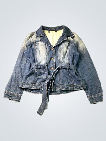 Jaqueta de Denim com Cinto
