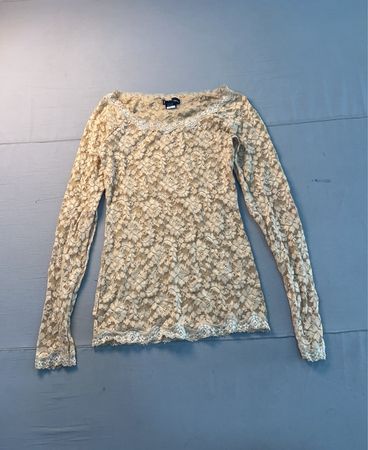 MODA Lace Long Sleeve Top