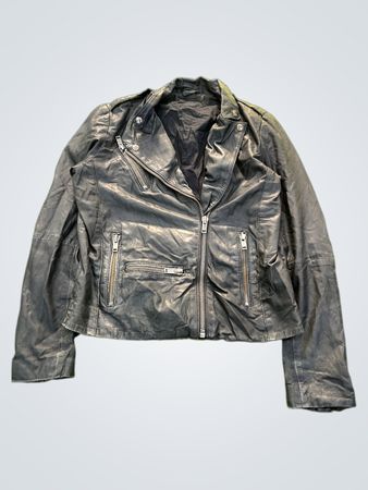 Schwarze Leder-Motorradjacke