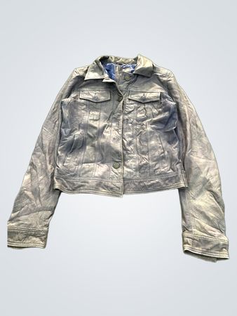 Blaue Lederjacke im Used-Look